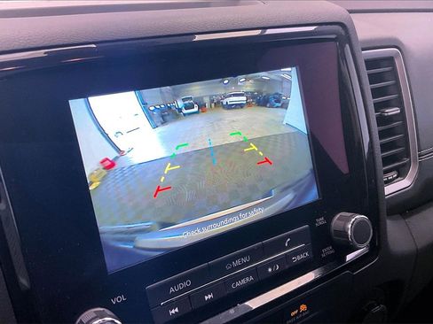 Certified 2024 Nissan Frontier SV image 21