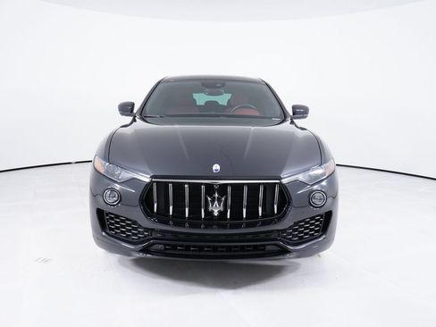 Used 2023 Maserati Levante GT AWD/4WD image 10