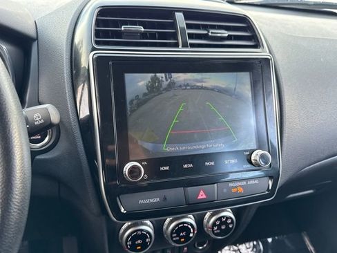 Used 2024 Mitsubishi Outlander Sport SE image 11