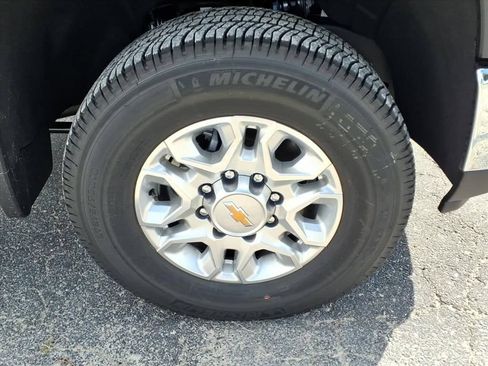 New 2026 Chevrolet Silverado 2500 LT w/ Safety Package AWD/4WD image 11