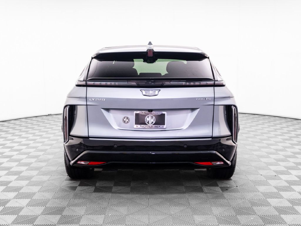 Used 2024 Cadillac Lyriq Luxury w/ LPO, Floor Liner Package AWD/4WD image 5