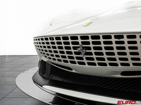Used 2025 Ferrari Roma Spider RWD image 12