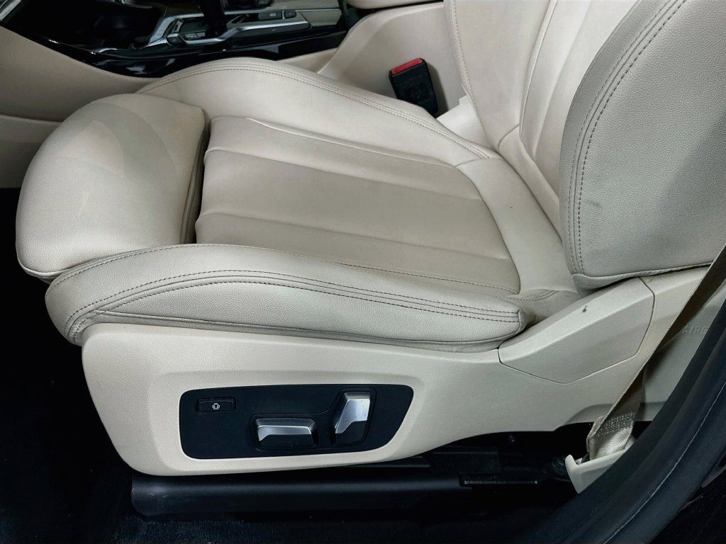 Used 2019 BMW X3 sDrive30i w/ Driving Assistance Package RWD image 19