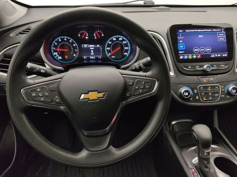 Used 2025 Chevrolet Malibu LT FWD image 22