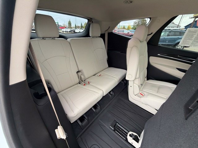 Used 2023 Buick Enclave Premium w/ Trailering Package, 5000 lbs. FWD image 31