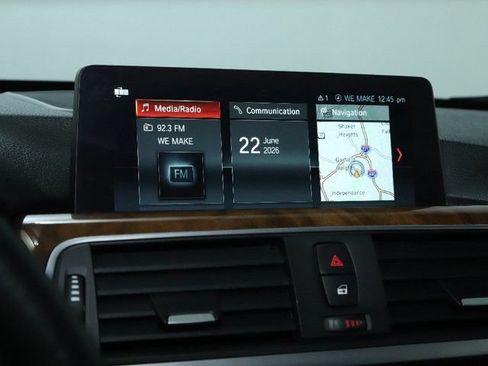 Used 2018 BMW 320i Sedan RWD image 28