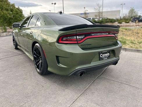 Used 2018 Dodge Charger R/T RWD image 6