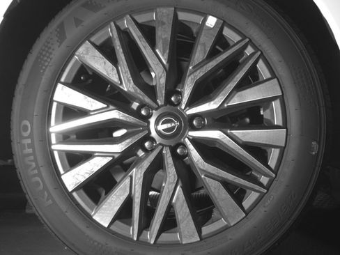 Used 2025 Nissan Altima 2.5 SV FWD image 18