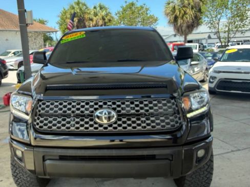 Used 2021 Toyota Tundra SR5 w/ SR5 Leather Package RWD image 2