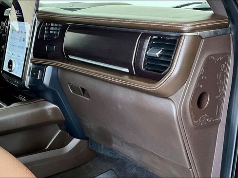 Used 2022 Ford Expedition King Ranch image 21