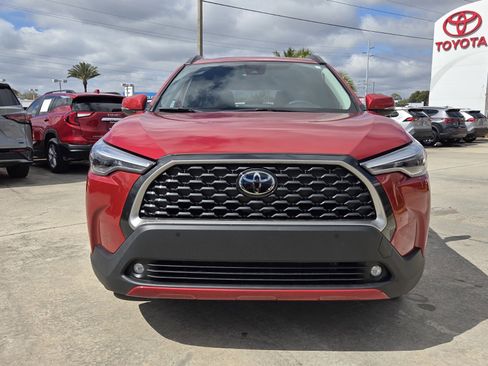 Certified 2022 Toyota Corolla Cross XLE w/ Convenience Package image 2