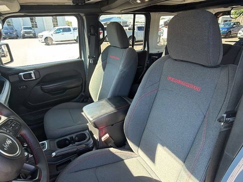 Used 2024 Jeep Wrangler Unlimited Rubicon AWD/4WD image 21