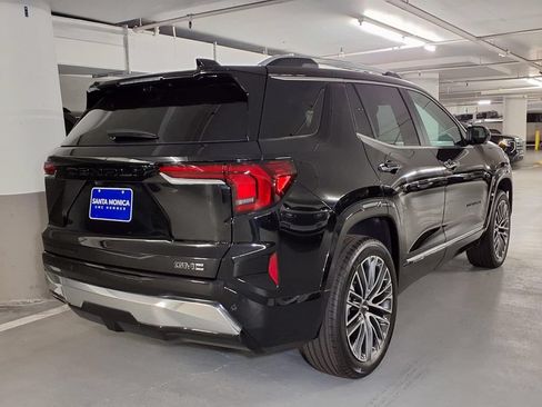New 2026 GMC Terrain Denali w/ LPO, Black Badging Package AWD/4WD image 8