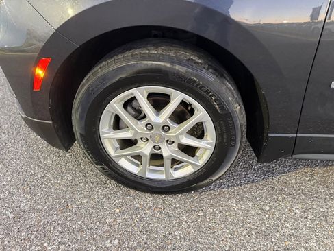 Used 2022 Chevrolet Equinox LS w/ LS Convenience Package image 25