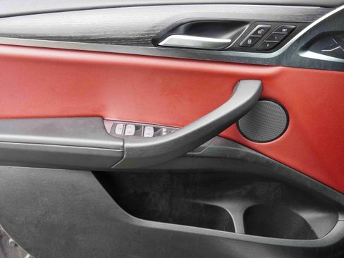 Certified 2023 BMW X4 xDrive30i w/ M Sport Package image 32