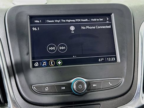 Used 2022 Chevrolet Equinox LT FWD image 17