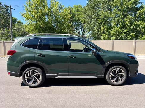 Used 2023 Subaru Forester Touring AWD/4WD image 14