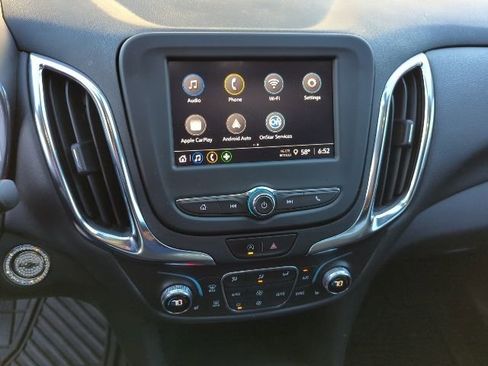 Used 2022 Chevrolet Equinox LT image 7