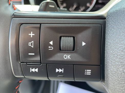Used 2026 Nissan Pathfinder Rock Creek AWD/4WD image 15