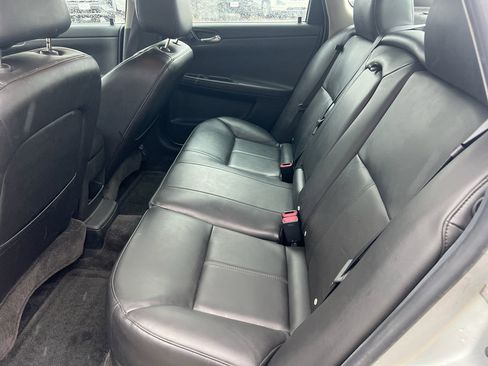 Used 2012 Chevrolet Impala LTZ image 8
