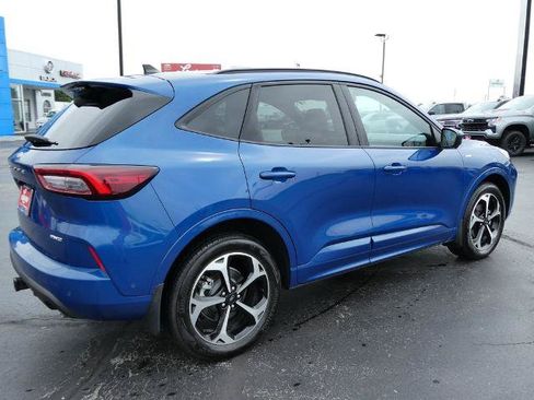 Certified 2023 Ford Escape ST-Line Elite w/ Premium Technology Package AWD/4WD image 5