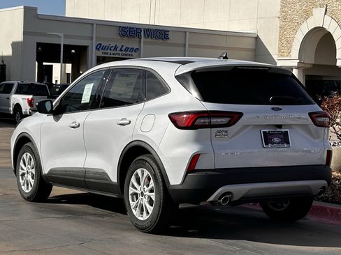 New 2026 Ford Escape Active image 4
