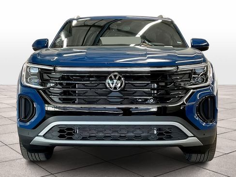 New 2025 Volkswagen Atlas Cross Sport SE image 5