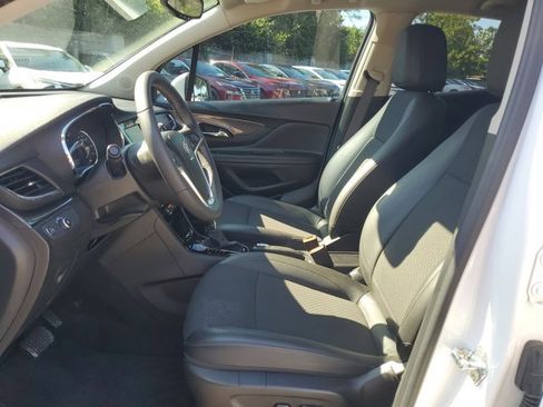 Used 2022 Buick Encore Preferred w/ Safety Package image 26