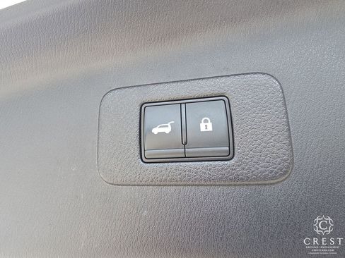 Used 2023 Nissan Armada Platinum w/ Captain's Chairs Package RWD image 28
