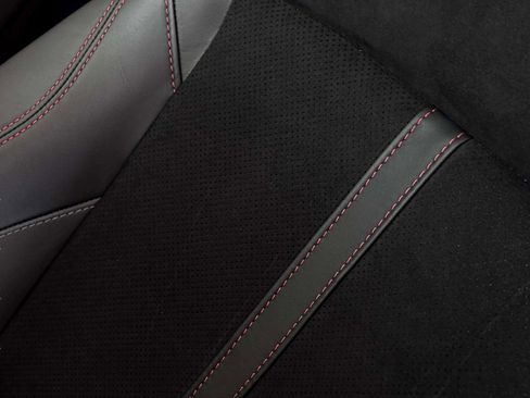 Used 2025 Aston Martin DBX 707 image 17