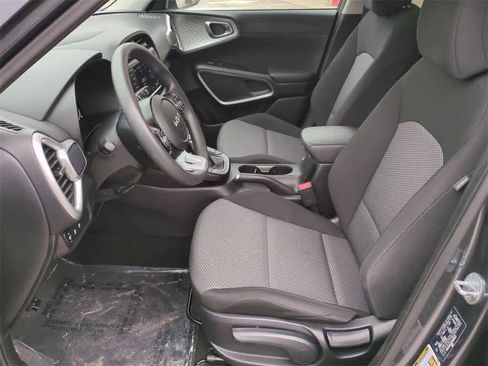 Used 2023 Kia Soul LX w/ Option Group 015 image 8