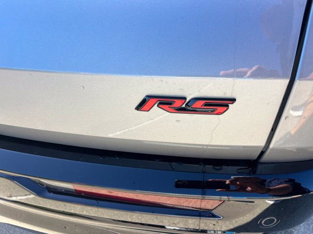 New 2027 Chevrolet Traverse RS w/ LPO, Floor Liner Package FWD image 11