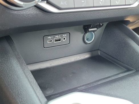New 2026 Nissan Altima 2.5 SV FWD image 9