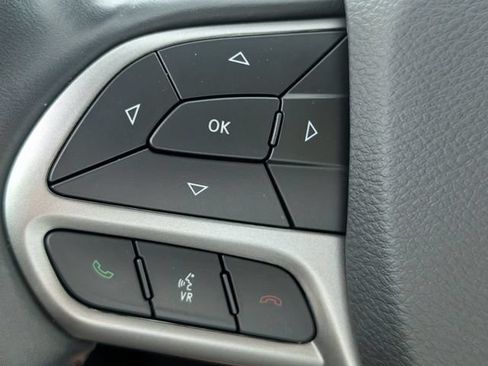 Certified 2021 Jeep Cherokee Limited AWD/4WD image 16