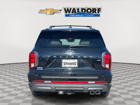Used 2023 Hyundai Palisade Limited image 5
