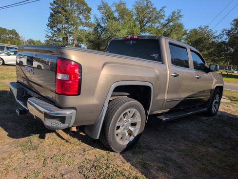 Used 2015 GMC Sierra 1500 SLT w/ SLT Crew Cab Value Package RWD image 2