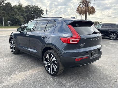 New 2026 Volvo XC40 B5 Ultra w/ Protection Package Premier image 3