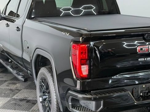 Used 2024 GMC Sierra 1500 Elevation AWD/4WD image 8