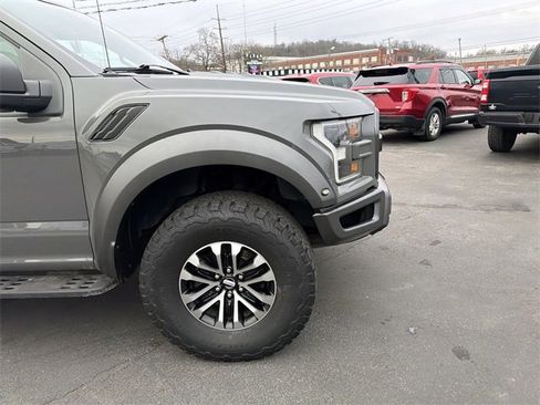 Used 2020 Ford F150 Raptor image 2