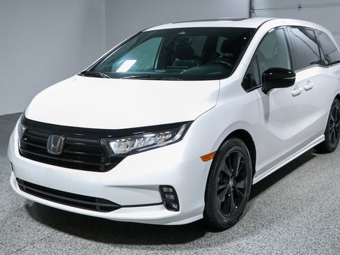Used 2023 Honda Odyssey Sport image 34