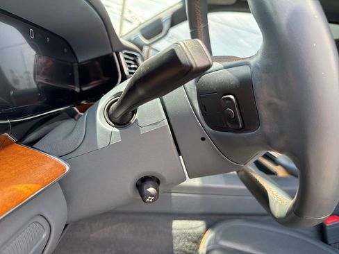 Used 2022 Jeep Grand Wagoneer Series II w/ Convenience Group III image 65