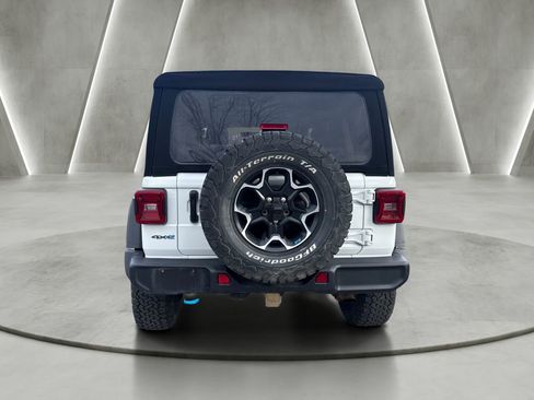 Used 2023 Jeep Wrangler Unlimited Rubicon 4xe w/ Cold Weather Group AWD/4WD image 6