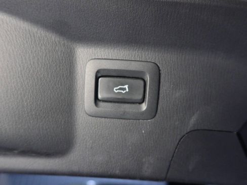 Used 2019 MAZDA CX-9 Touring w/ Touring Premium Package image 28