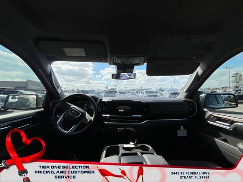 New 2026 GMC Sierra 1500 SLE image 14