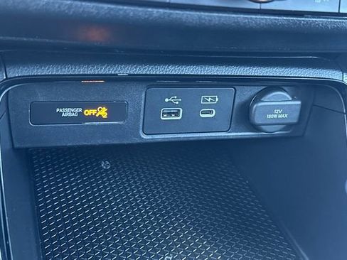 Used 2025 Honda CR-V Sport image 33