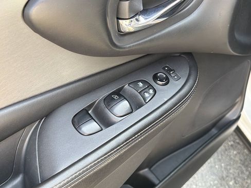 Used 2021 Nissan Murano SV AWD/4WD image 26