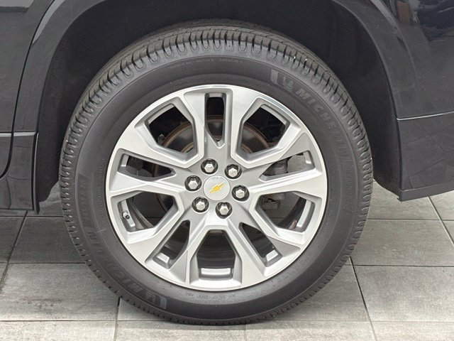 Used 2018 Chevrolet Traverse Premier AWD/4WD image 6