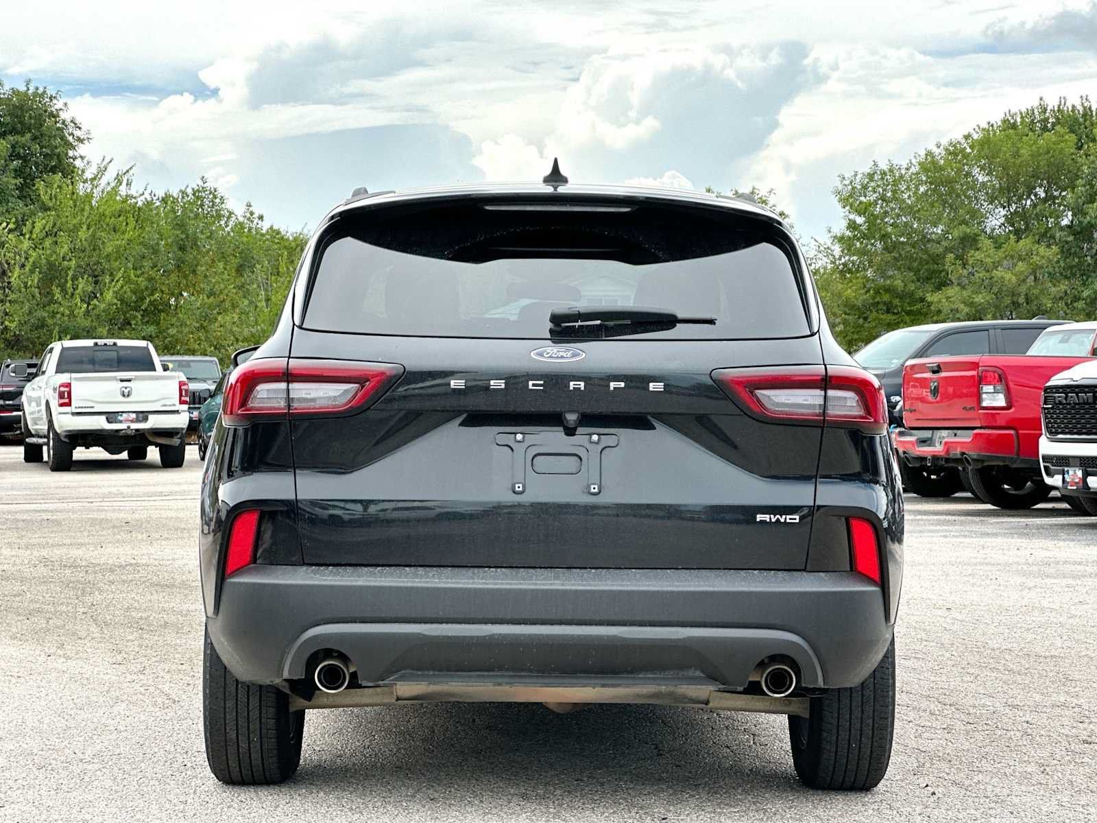 Used 2025 Ford Escape ST-Line AWD/4WD image 14