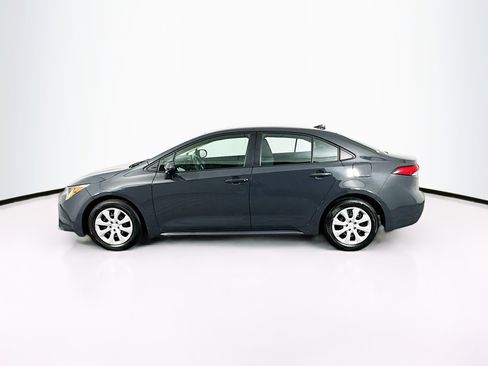 Used 2025 Toyota Corolla LE image 4