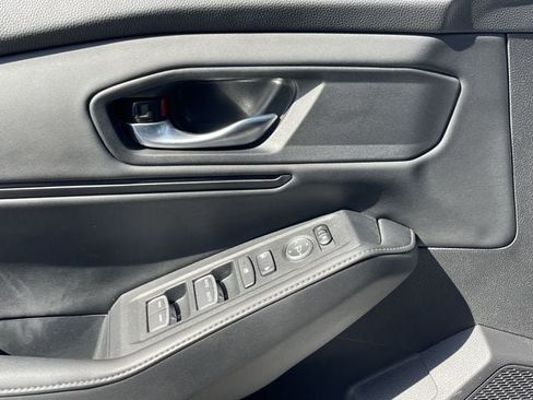 Used 2025 Honda Accord Sport image 23